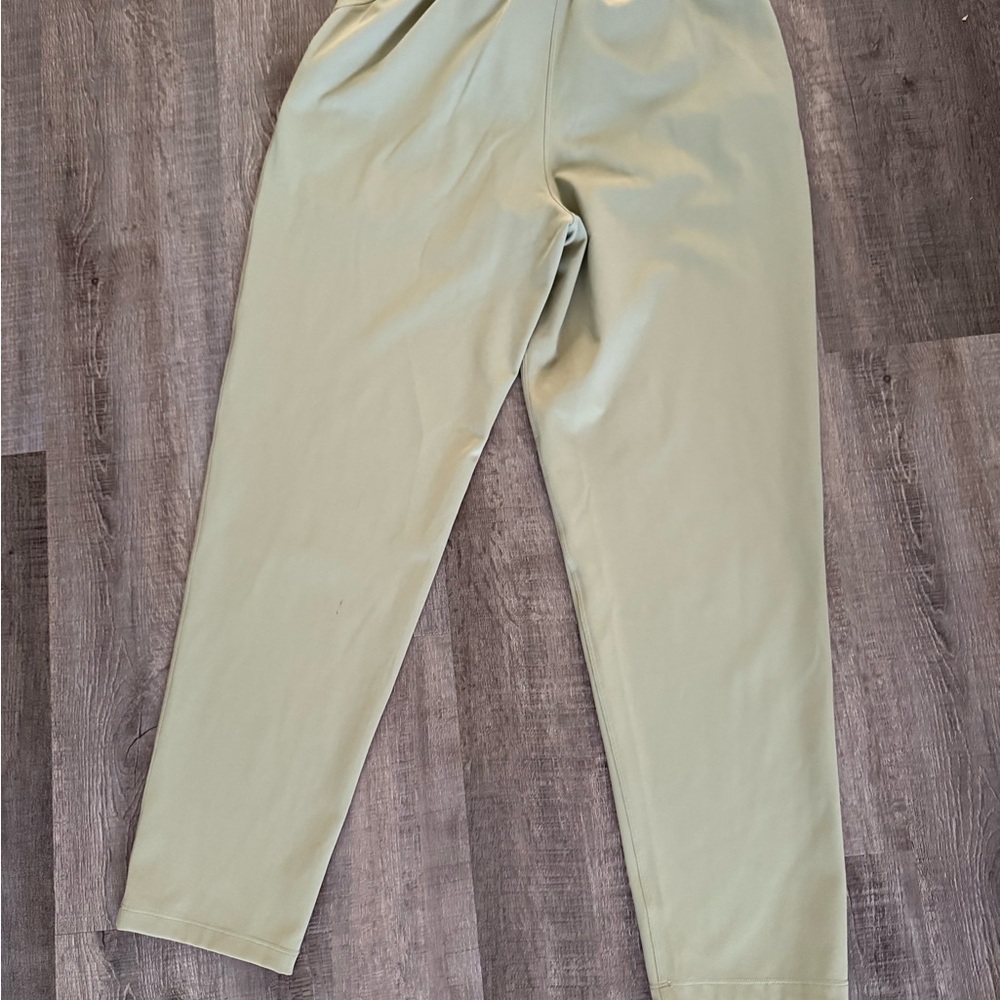 Lululemon women Keep Moving Pants 7/8 High Rise size 8 - Picture 4 of 7